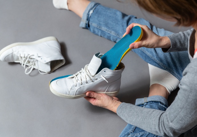 Iläggssulor i vanliga sneakers
